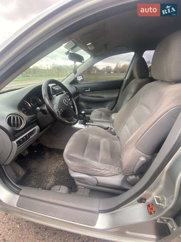 Лифтбек Mazda 6 2003 в Карловке