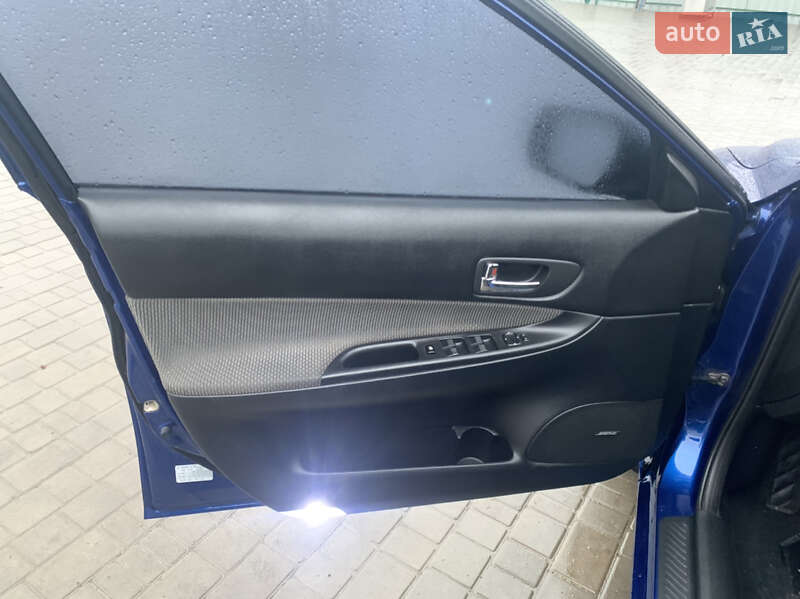 Седан Mazda 6 2002 в Добровеличковке