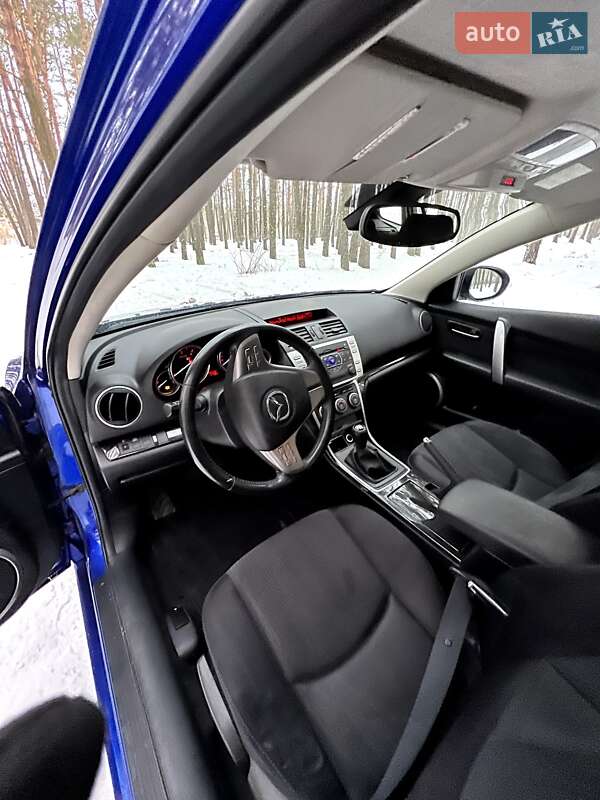 Універсал Mazda 6 2008 в Сумах