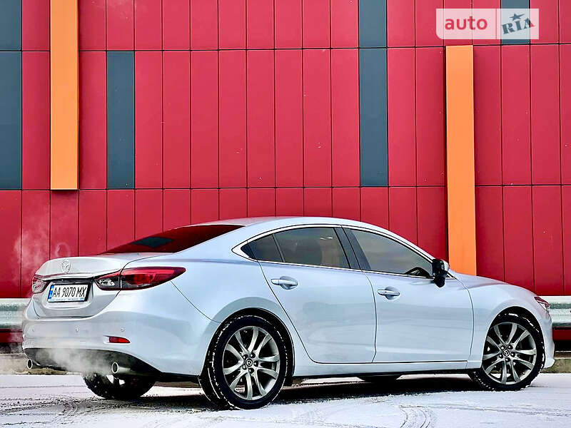 Седан Mazda 6 2016 в Киеве