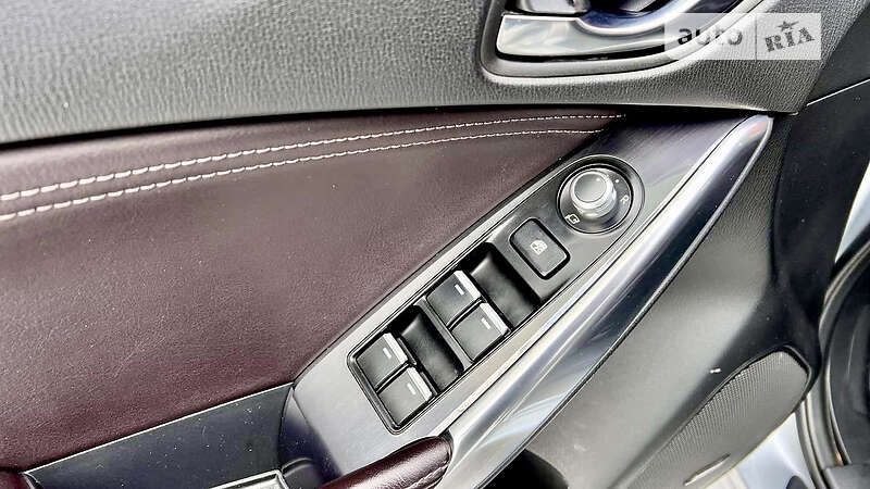 Седан Mazda 6 2016 в Киеве