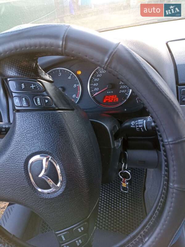 Седан Mazda 6 2003 в Коростене