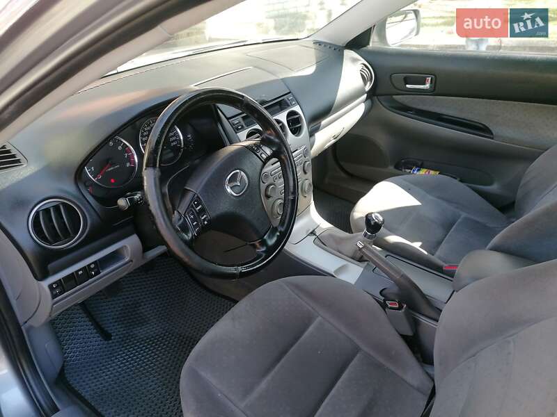 Універсал Mazda 6 2002 в Миколаєві