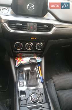Седан Mazda 6 2015 в Хмельницком