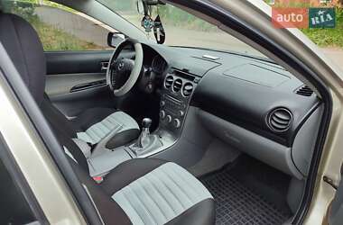Седан Mazda 6 2004 в Кегичевке