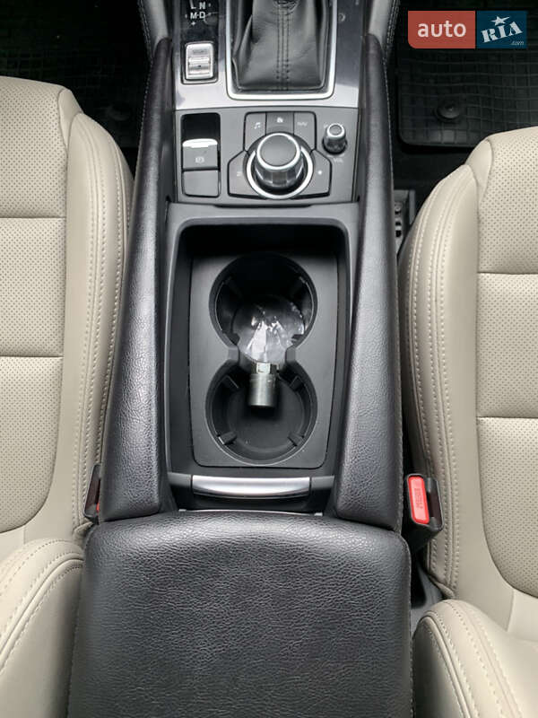 Седан Mazda 6 2016 в Косові