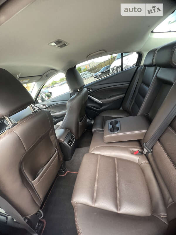 Седан Mazda 6 2014 в Луцке