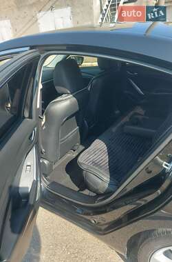 Седан Mazda 6 2014 в 