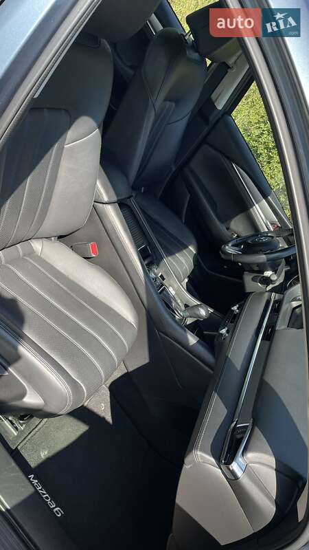Седан Mazda 6 2018 в Львове