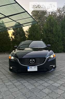 Седан Mazda 6 2016 в Павлограде