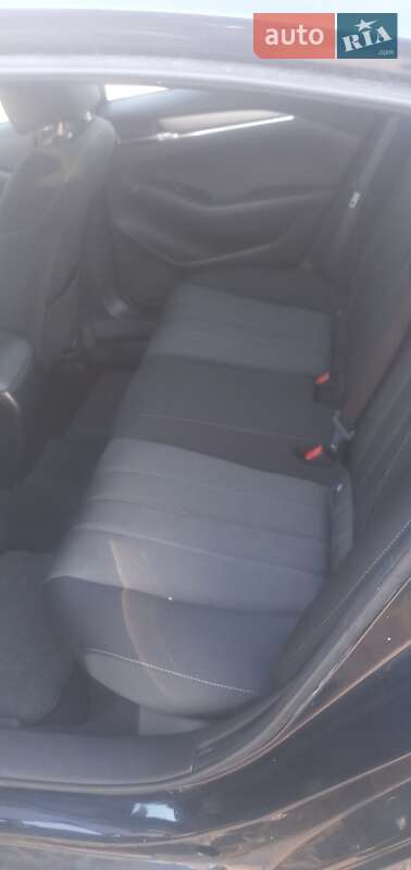 Седан Mazda 6 2018 в Львове