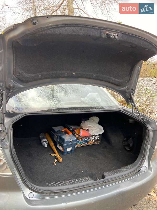 Седан Mazda 6 2003 в Києві