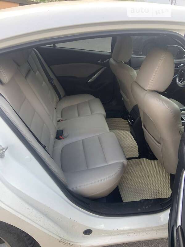 Седан Mazda 6 2013 в Киеве