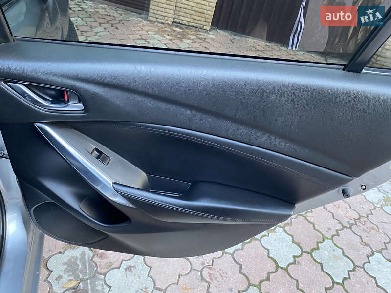 Седан Mazda 6 2013 в Кривому Розі