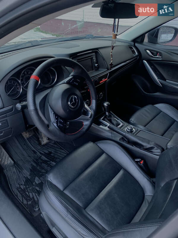 Седан Mazda 6 2014 в Ивано-Франковске