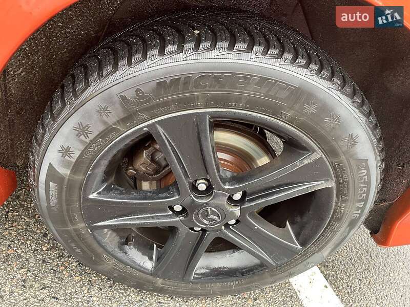 Седан Mazda 6 2005 в Днепре