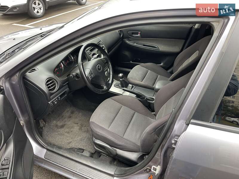 Универсал Mazda 6 2004 в Киеве