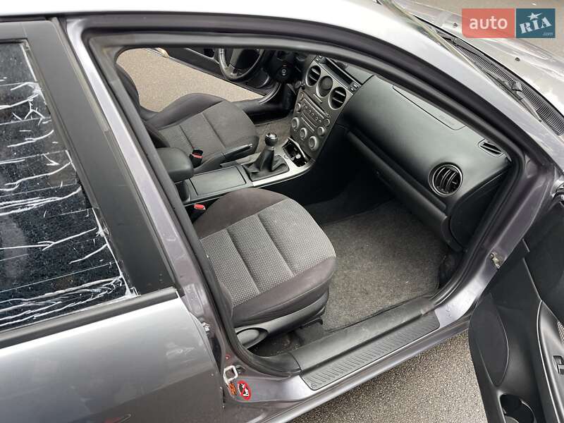 Универсал Mazda 6 2004 в Киеве