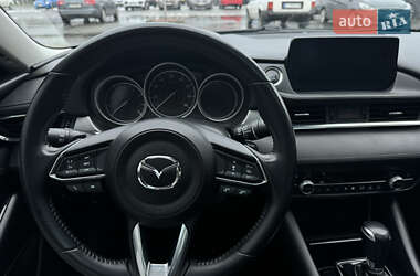 Седан Mazda 6 2019 в Киеве