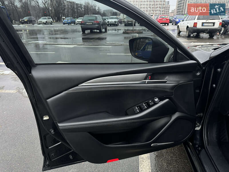 Седан Mazda 6 2019 в Киеве