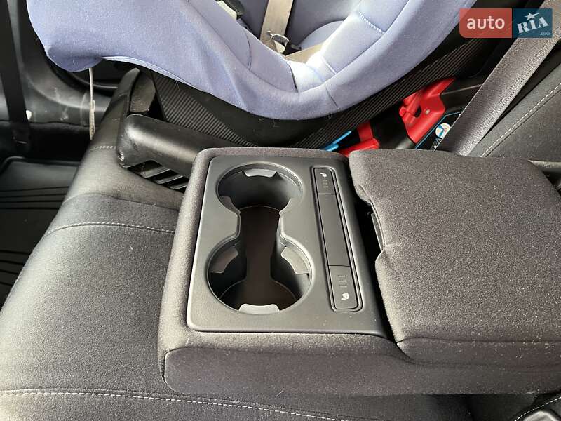 Седан Mazda 6 2019 в Харькове