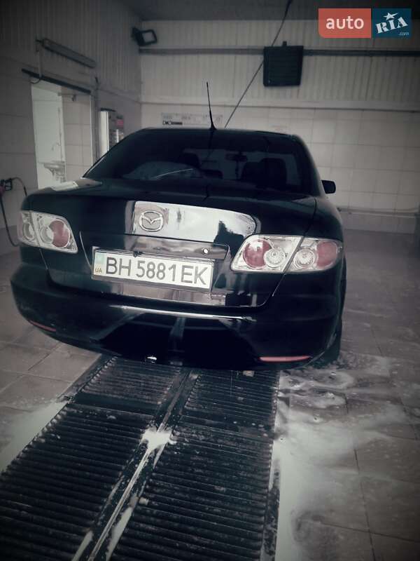 Седан Mazda 6 2003 в Измаиле