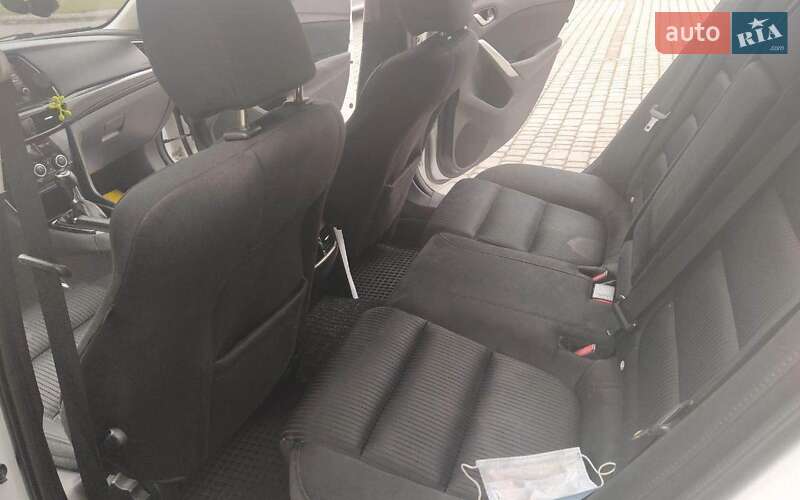 Седан Mazda 6 2013 в Львове