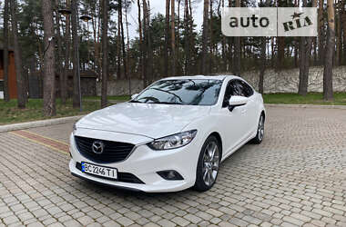 Седан Mazda 6 2014 в Новояворовске