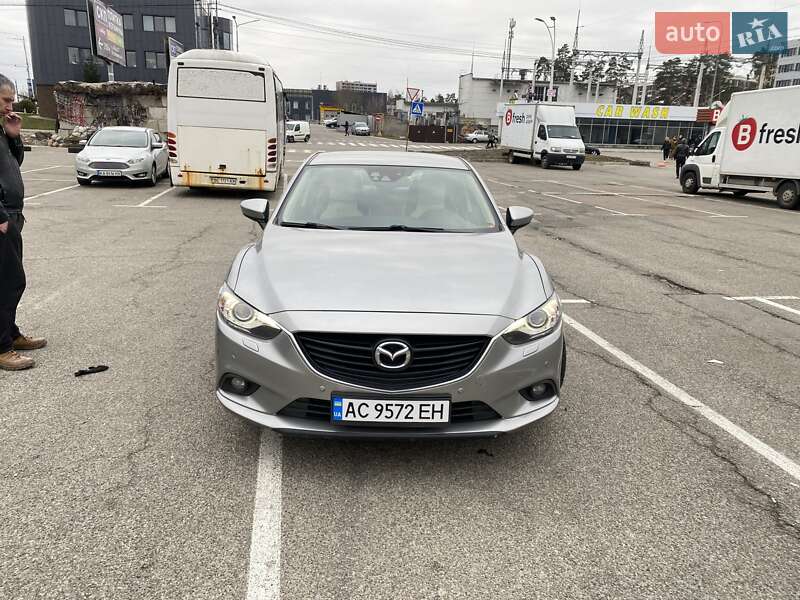 Седан Mazda 6 2012 в Камне-Каширском