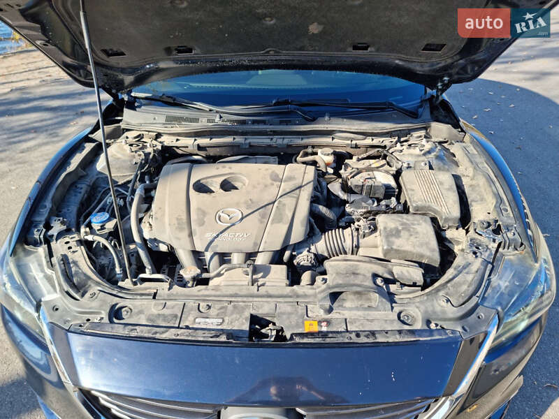 Седан Mazda 6 2016 в Днепре