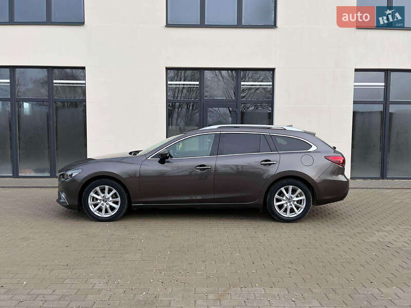 Седан Mazda 6 2016 в Хмельницком