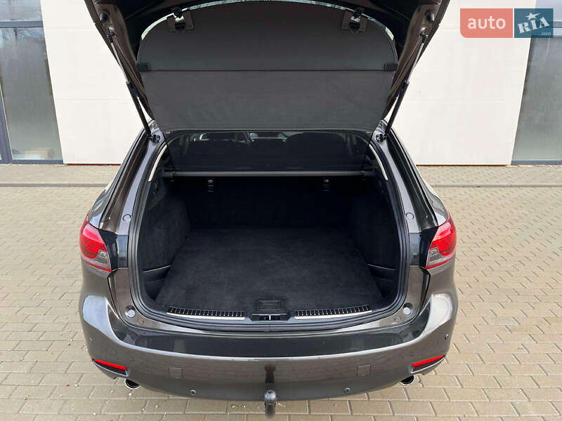 Седан Mazda 6 2016 в Хмельницком