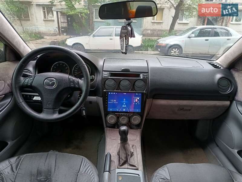 Седан Mazda 6 2004 в Запорожье