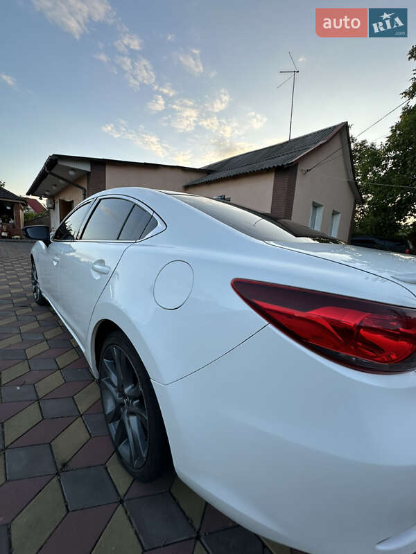 Седан Mazda 6 2014 в Кривом Роге