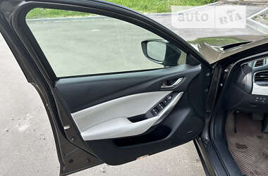 Седан Mazda 6 2015 в 