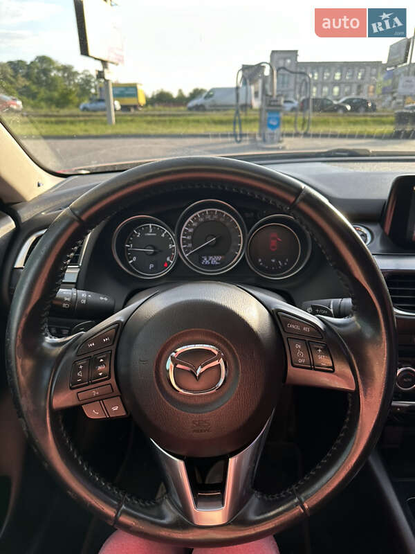 Седан Mazda 6 2016 в Львове