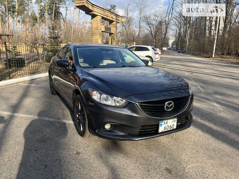 Седан Mazda 6 2015 в Киеве