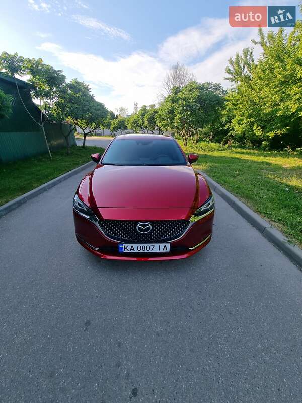 Седан Mazda 6 2018 в Смілі