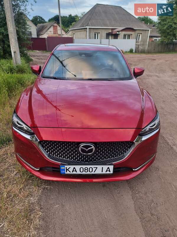 Седан Mazda 6 2018 в Смілі