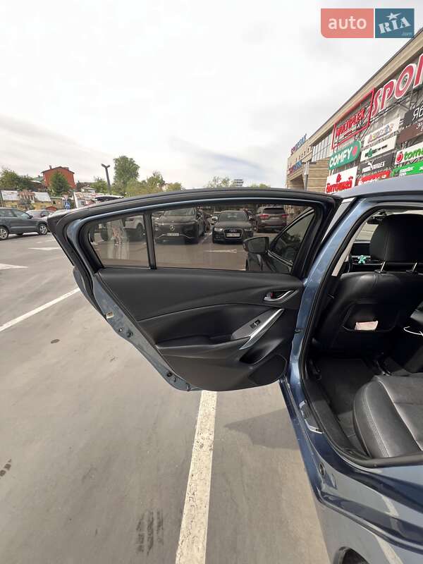Седан Mazda 6 2015 в Львове
