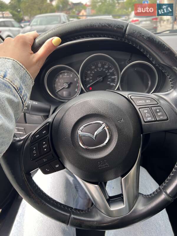 Седан Mazda 6 2015 в Львове