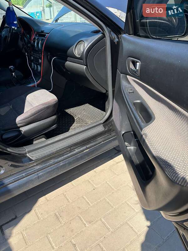 Седан Mazda 6 2004 в Смеле