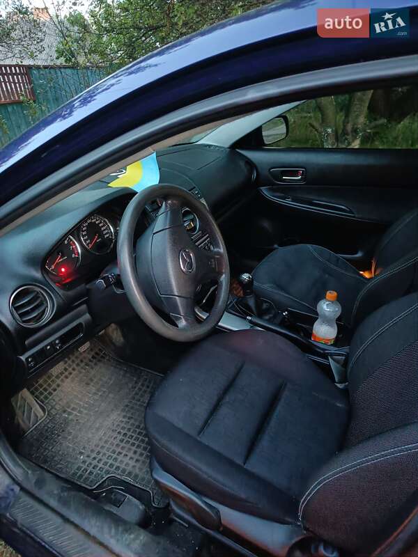 Седан Mazda 6 2004 в Житомире