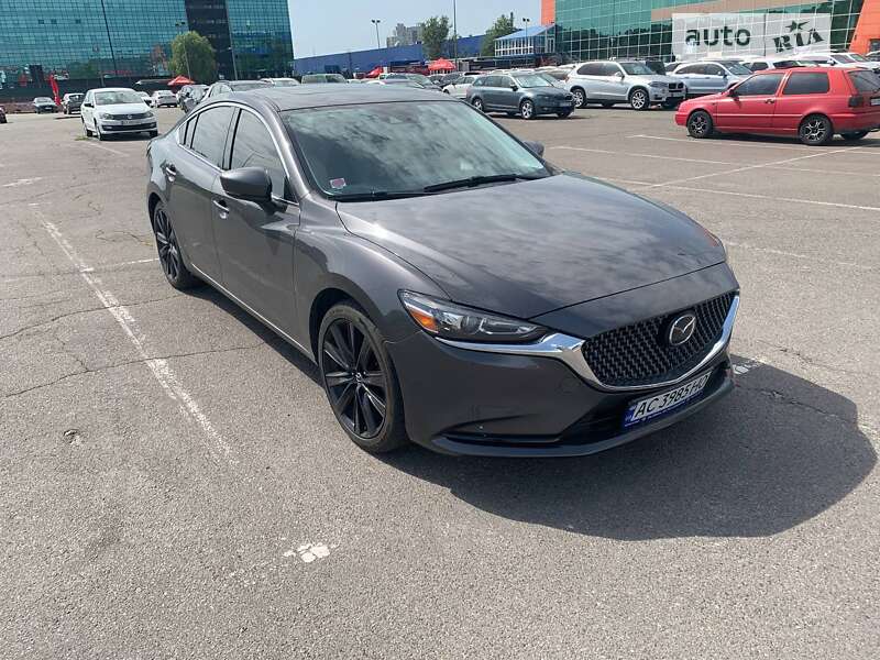 Седан Mazda 6 2018 в 