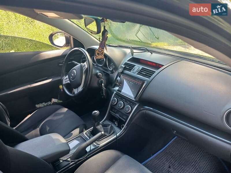 Седан Mazda 6 2008 в Чернигове