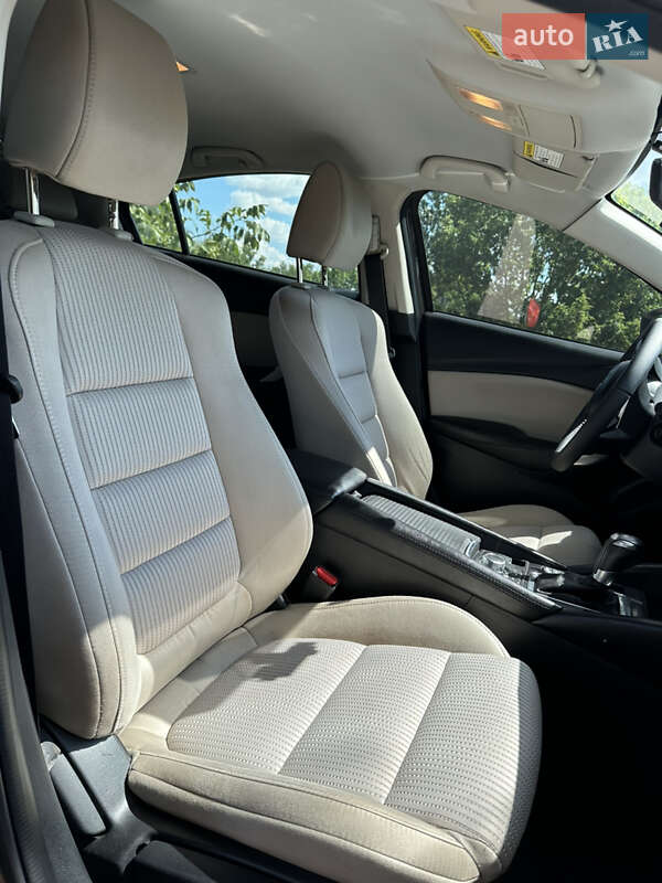 Седан Mazda 6 2015 в Запоріжжі