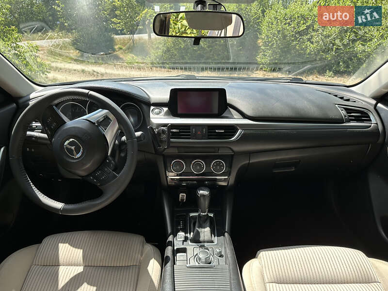 Седан Mazda 6 2015 в Запоріжжі