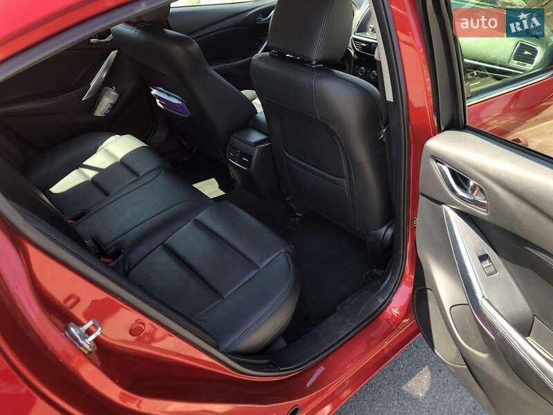 Седан Mazda 6 2014 в Дніпрі