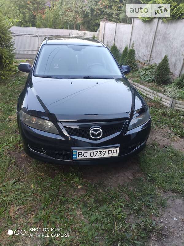 Седан Mazda 6 2005 в Жовкве