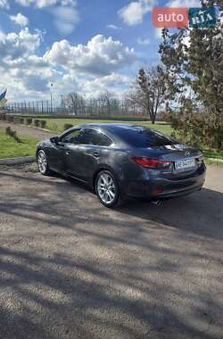 Седан Mazda 6 2014 в Днепре